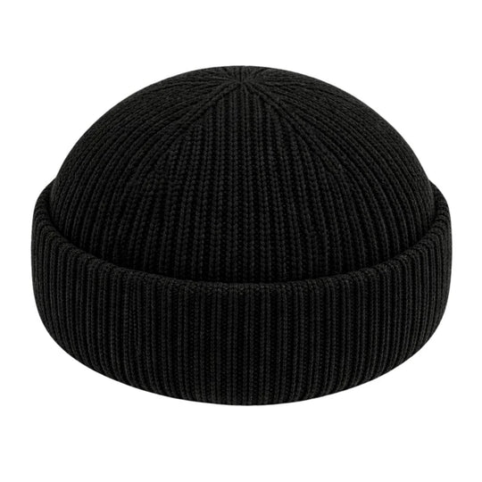 Best fisherman beanie for everyday wear. Black knit beanie on a white background