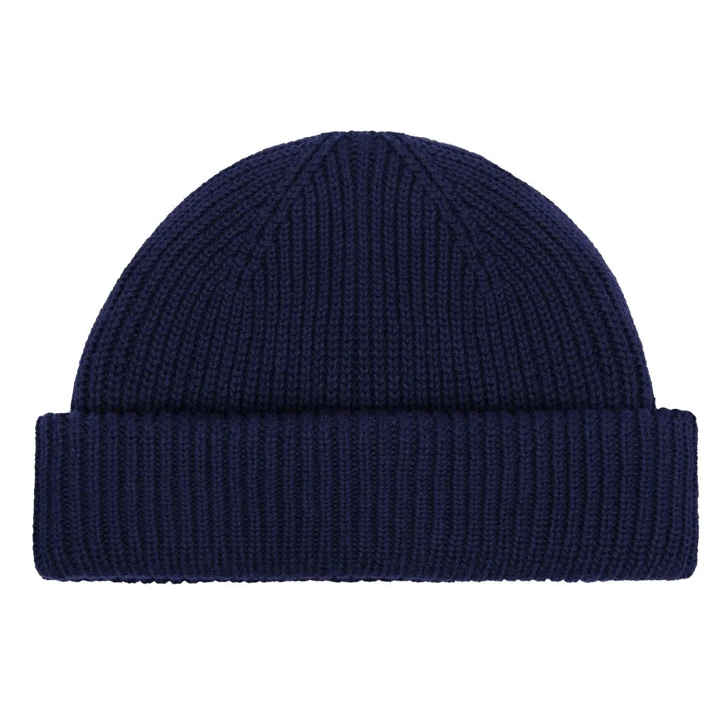 Best lightweight beanie for spring and fall. Dark blue flat beanie photo with white background.