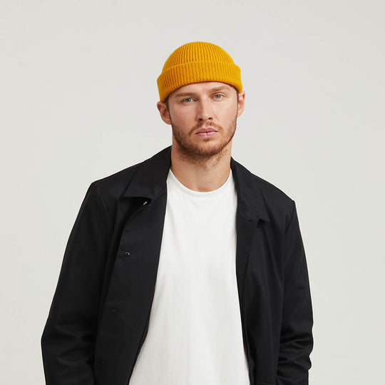 MUSTARD SHORT BEANIE